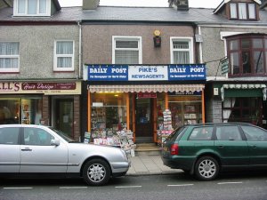 porthmadog high street shopping